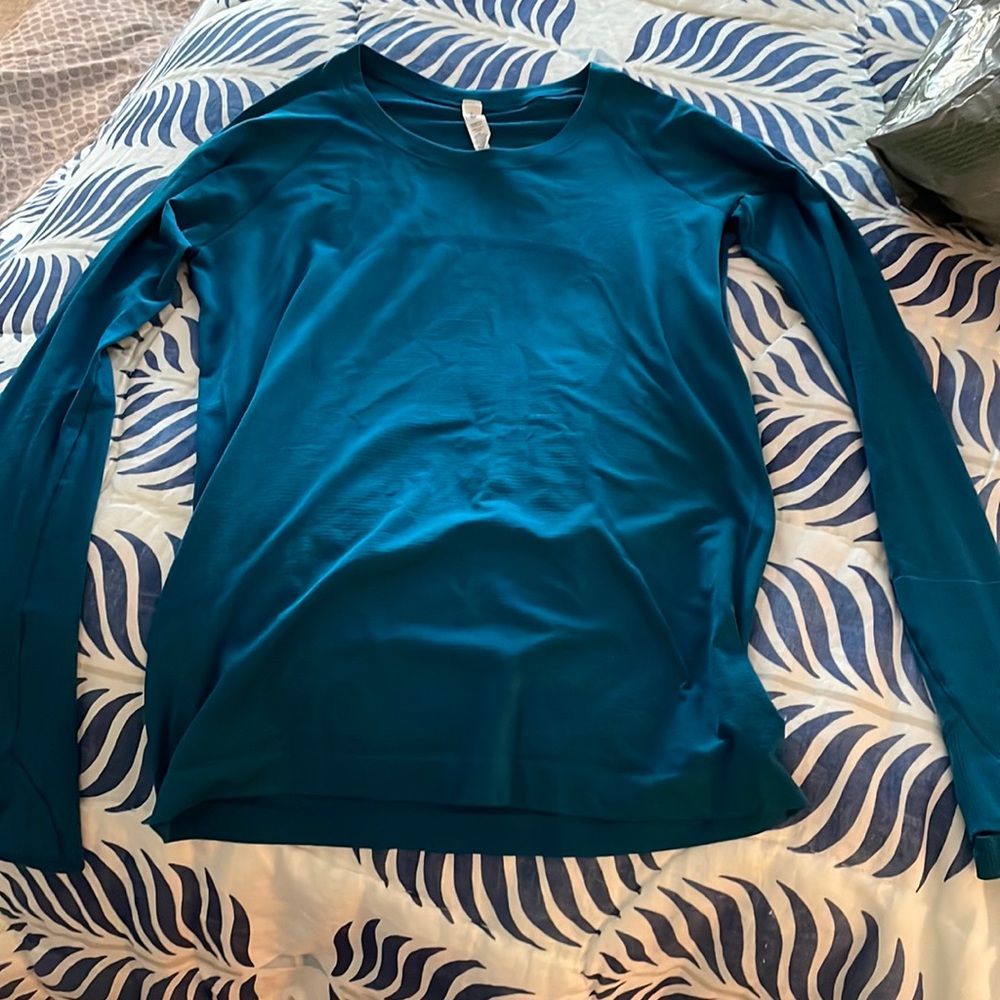 Lulu lemon blue long sleeve